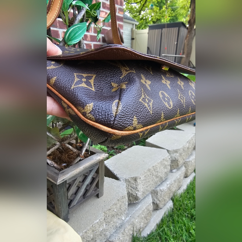Louis Vuitton Vintage Monogram Canvas Musette Tango Bag SP0959 - Picture 6 of 16